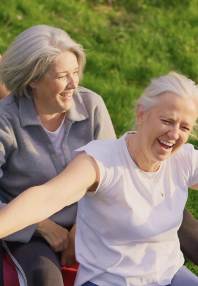 Atelier yoga du rire - Café du Dôme